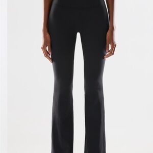 Aritzia Flared Leggings